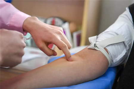 Babio introducerar snabb tyfus IgG/IgM-testpaket för tillförlitlig diagnostik